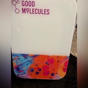 GOOD MOLECULES BEAUTY FRIDGE
